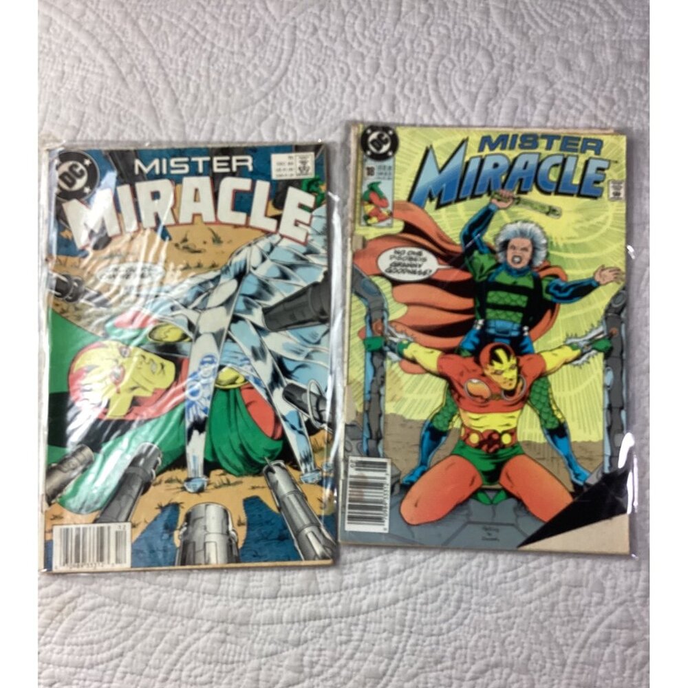 Mister Miracle Comic Book Lot Issues #18 & #21 DC Comics Vintage 1980s Superhero